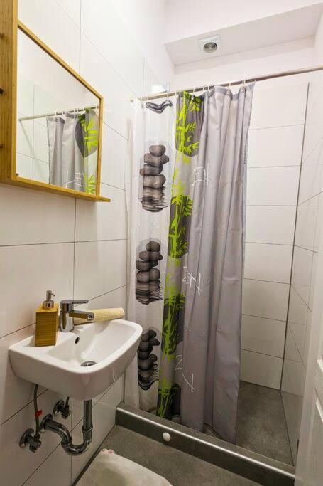 Cozy Ensuite Room In Zagreb Center Екстериор снимка
