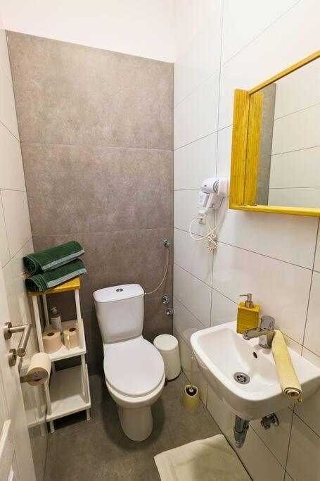 Cozy Ensuite Room In Zagreb Center Екстериор снимка